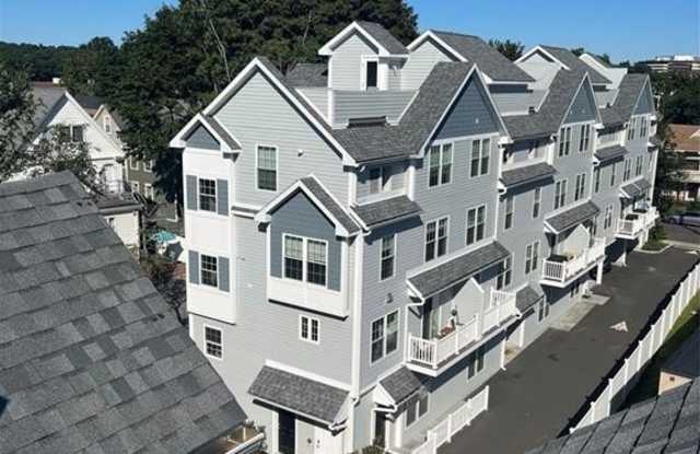 20 3rd Street unit: 18