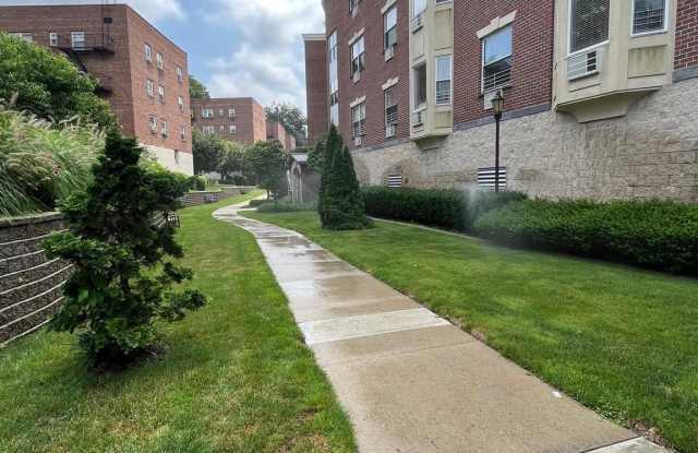 38 Knightsbridge Road