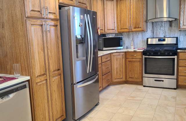 8417 South 1170 East