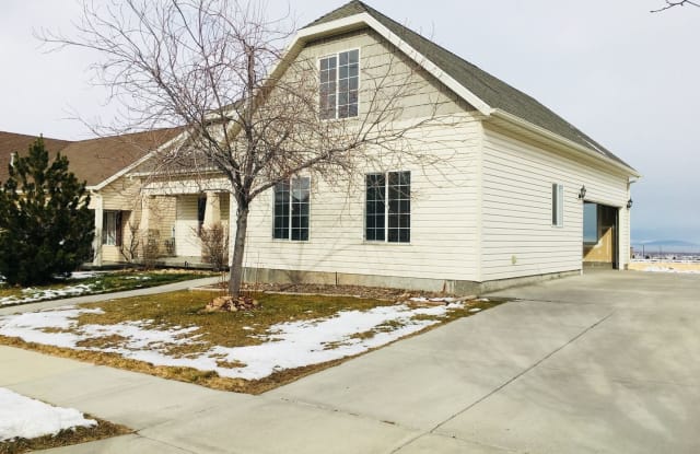 127 E 1910 N - 127 1910 North, Tooele, UT 84074