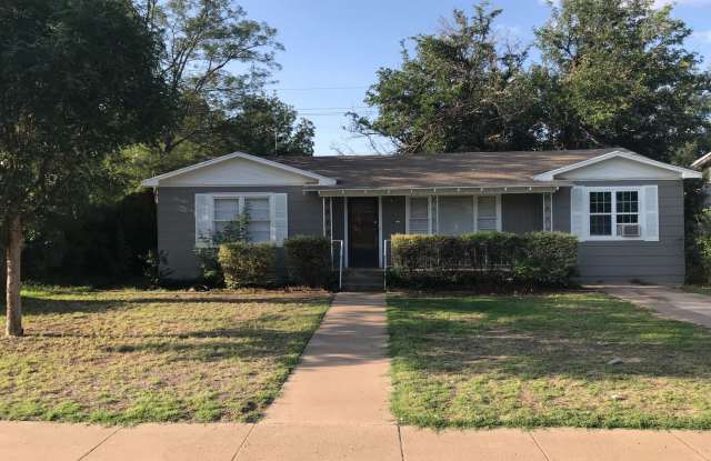 Photo of Pre Leasing for Fall 2026! 4/2 in Medical District!