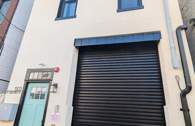 Photo of 1503 N Stillman St