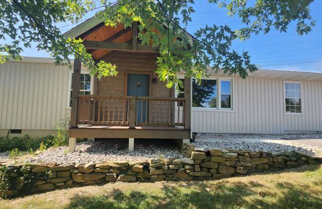 Photo of Right in the heart of Crossville *Complete remodel* Available for 1 year lease 3 bedroom, 2 bath + bonus room