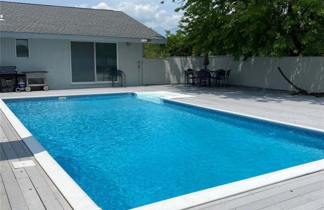 Photo of 22 Meadow Lane