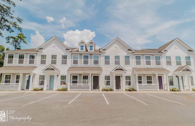 Photo of 103 Crescent Way