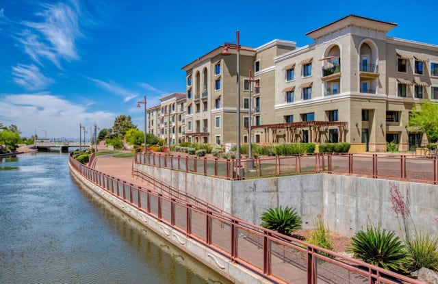 Broadstone Waterfront