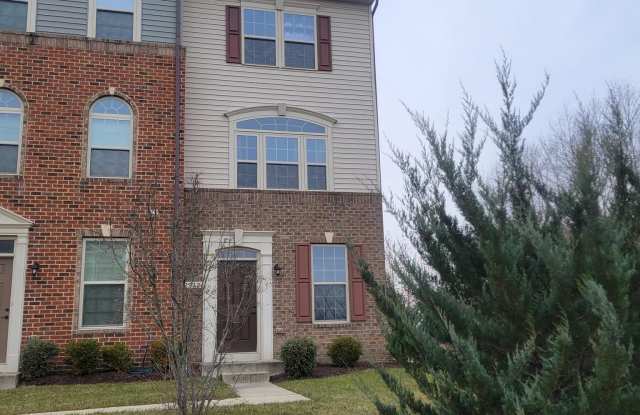 Photo of 2922 GLENDALE Avenue