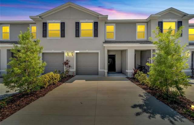 Photo of 17637 CRESCENT MOON LOOP