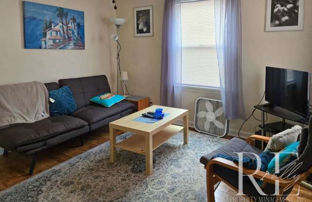 Furnished Cozy 1-Bd Near PSNS