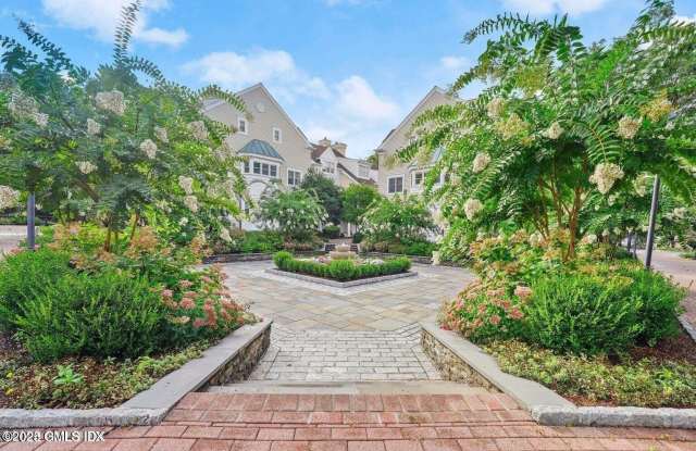 Photo of 51 Forest Avenue