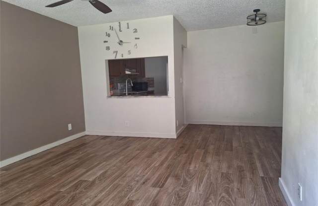 10037 Winding Lake Rd