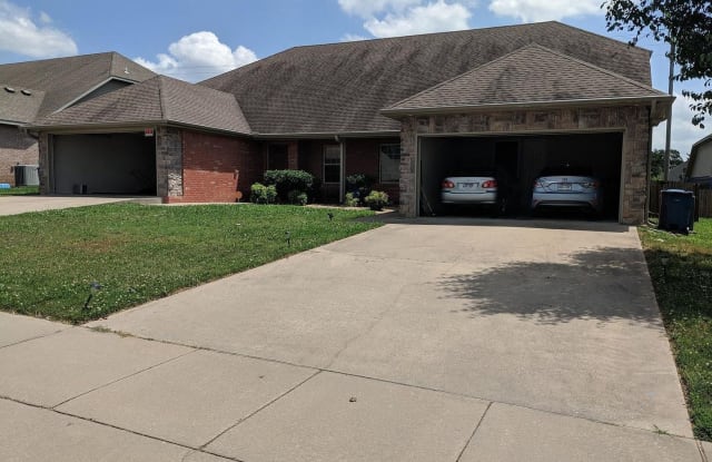 3007 SW Deerfield Blvd Unit 1 - 3007 Deerfield Boulevard, Bentonville, AR 72713