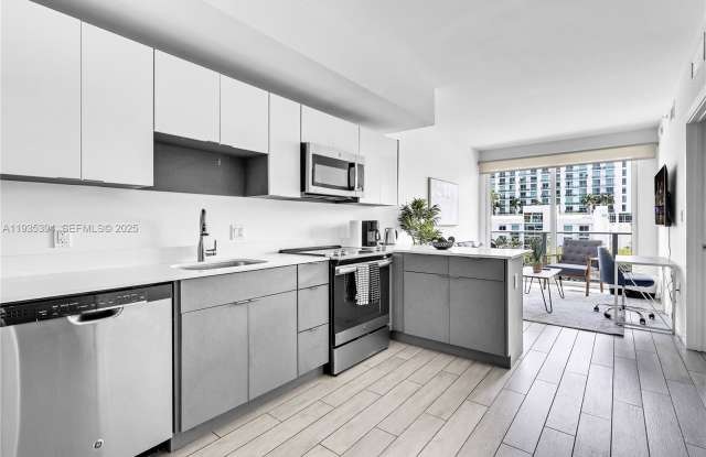 321 Northeast 26th Street