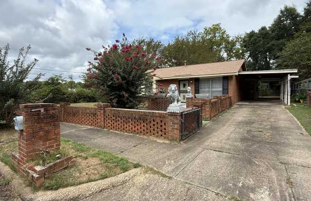 1531 Midway St, Montgomery, AL 36110