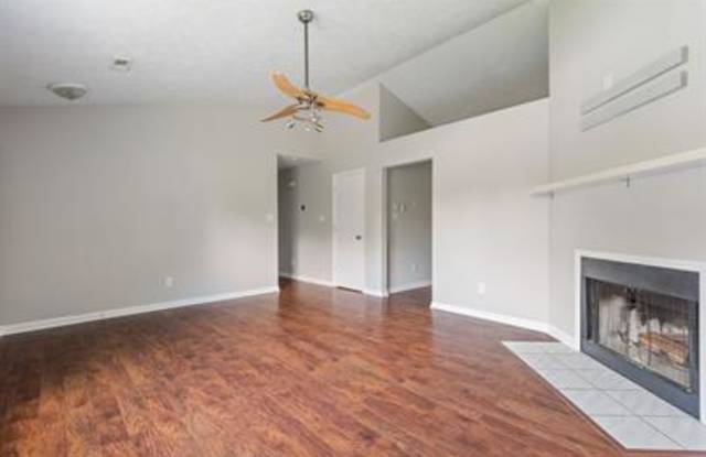 4629 Woodbridge Lane