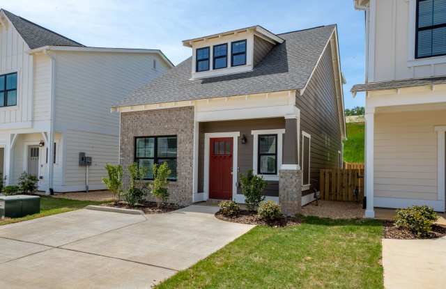 2 Bedroom Home with Bonus Office!