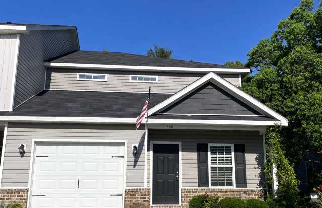 432 Governor Treutlen Circle