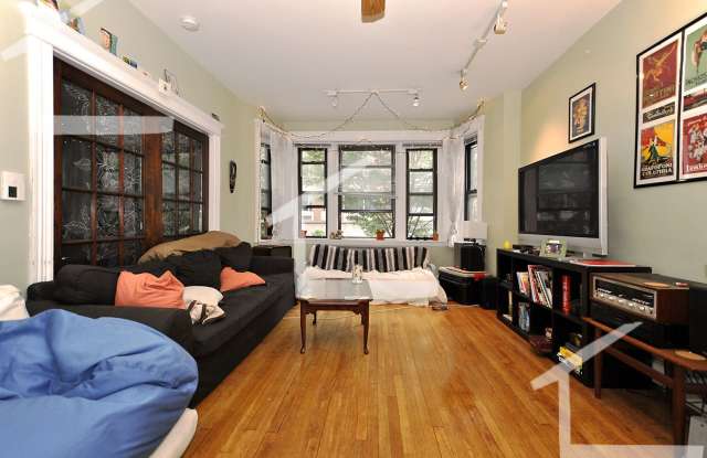 213 Saint Paul St #1 Brookline MA 02446