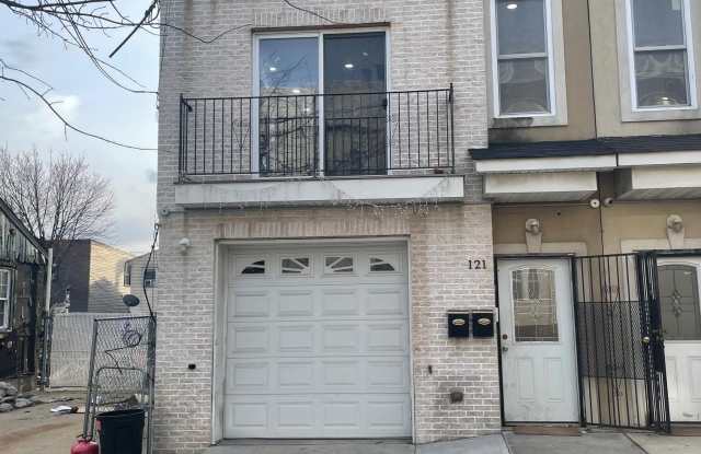 123 NEPTUNE AVE