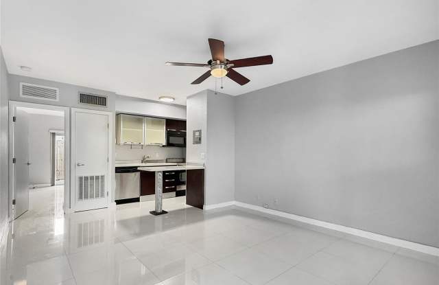 Photo of 1503 Northeast 4th Court