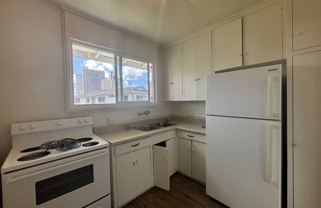 2344 Date Street - C-1