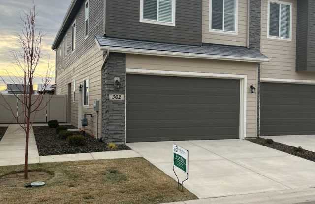 BRAND NEW Spacious 3 Bed 2.5 Bath + Office Townhouse