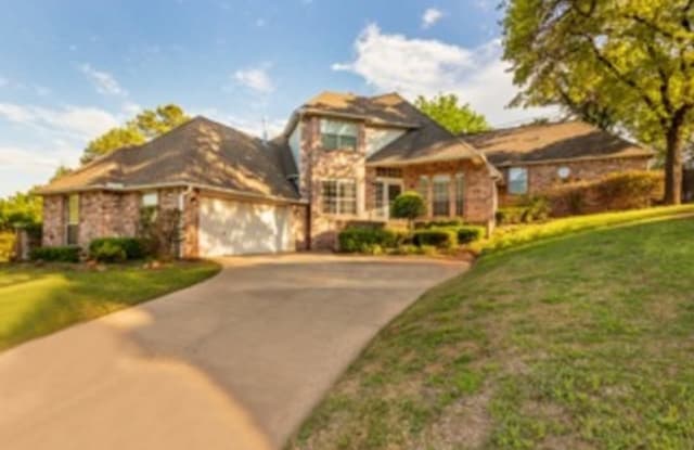 4004 Eaton Pl - 4004 Eaton Place, Edmond, OK 73034