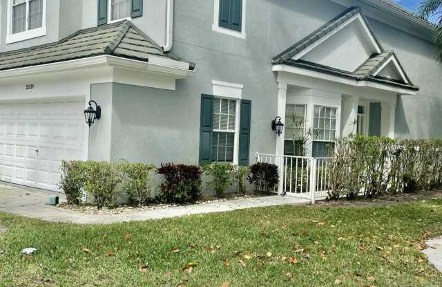 21539 Saint Andrews Grand Circle