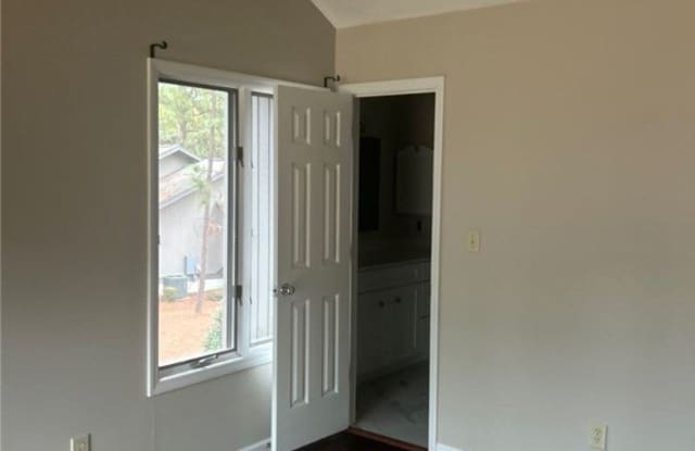 180 BARTON HILLS Court