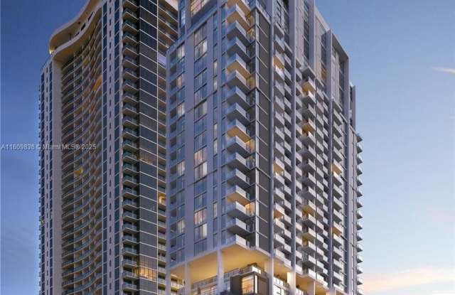 Photo of 1642 NE 1st Ave