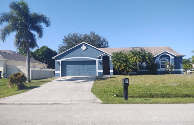 1690 Canon Avenue NW - 1690 Canon Avenue Northwest, Palm Bay, FL 32907