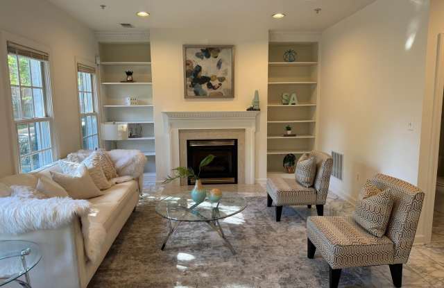 1646 COLONIAL HILLS DRIVE