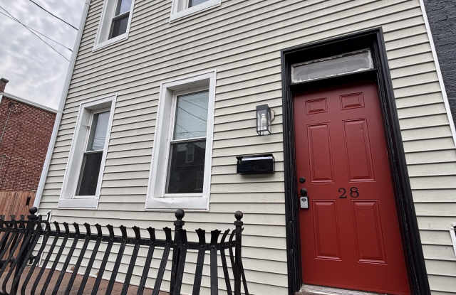 Photo of 28 Caroline Street