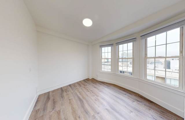 Photo of 1635 Gough Street