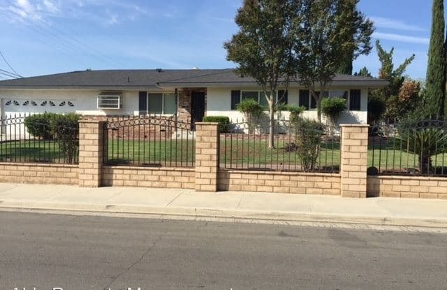 3208 Caliente St. - 3208 Caliente Street, Kern County, CA 93306