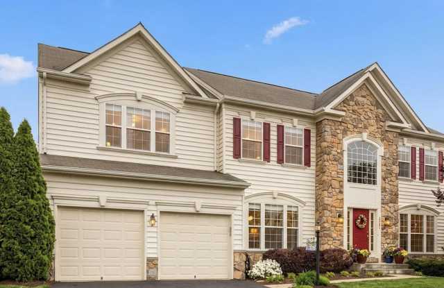 8481 Lanier Overlook Court