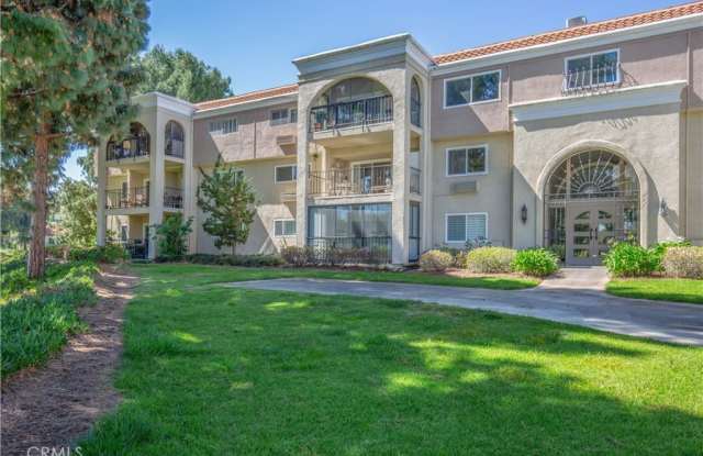 5510 W Paseo Del Lago W - 5510 West Paseo Del Lago, Laguna Woods, CA 92637