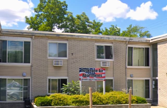 16895 Lahser RoadApt 5B - 16895 Lahser Road, Detroit, MI 48219