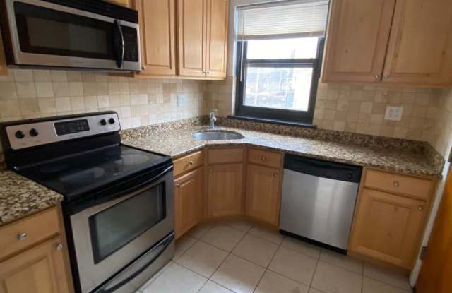 7324 North Ridge Blvd.