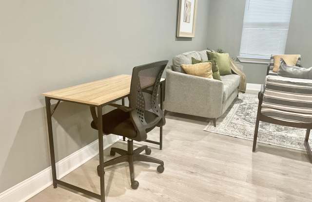 1732 Arbor Hills Drive SE