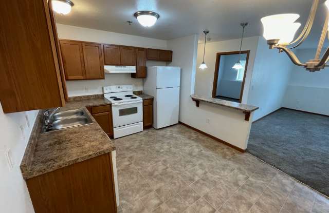 2517 16th Ave W Apt H