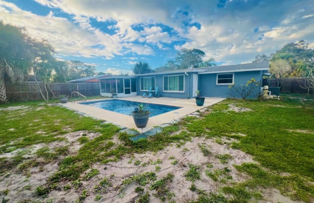 571 Sunset Beach Drive - 571 Sunset Beach Drive, South Venice, FL 34293