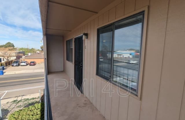 12001 Phoenix Ave NE - 12001 Phoenix Avenue Northeast, Albuquerque, NM 87112