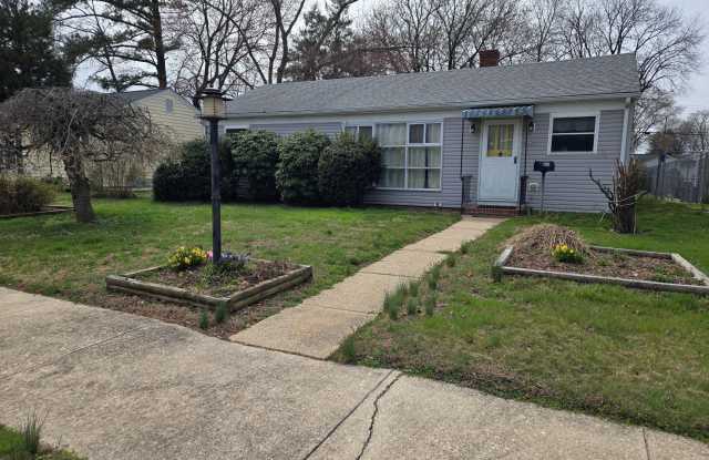 522 CAROL Street