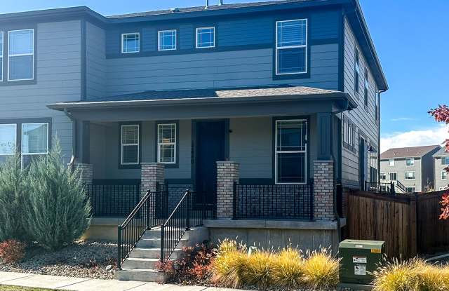 Photo of East Facing 3bd 2.5ba paired home in Senderos Creek!