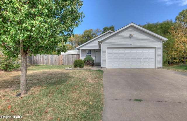 1413 W 12th Street - 1413 West 12th Street, Webb City, MO 64870