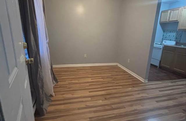 Photo of 824 JACK Street unit: 1