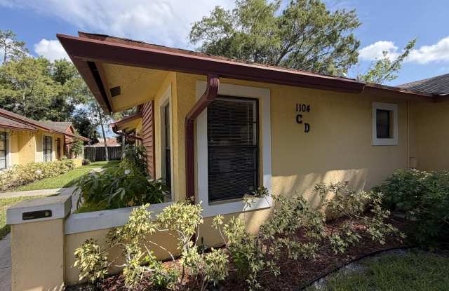 1104 Goldenrod Road