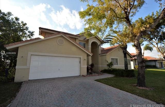 1240 SW 103rd Ave - 1240 Southwest 103rd Avenue, Pembroke Pines, FL 33025