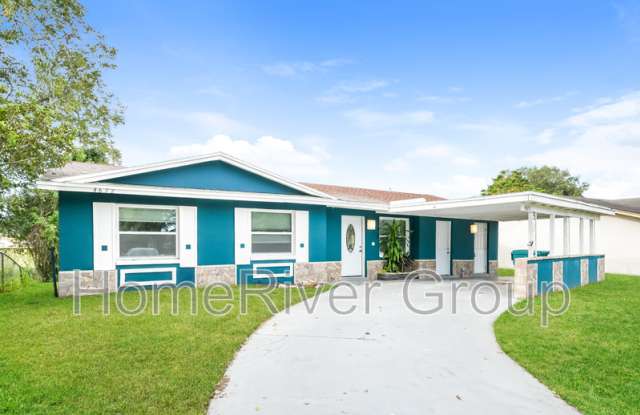 4672 Miramar Rd